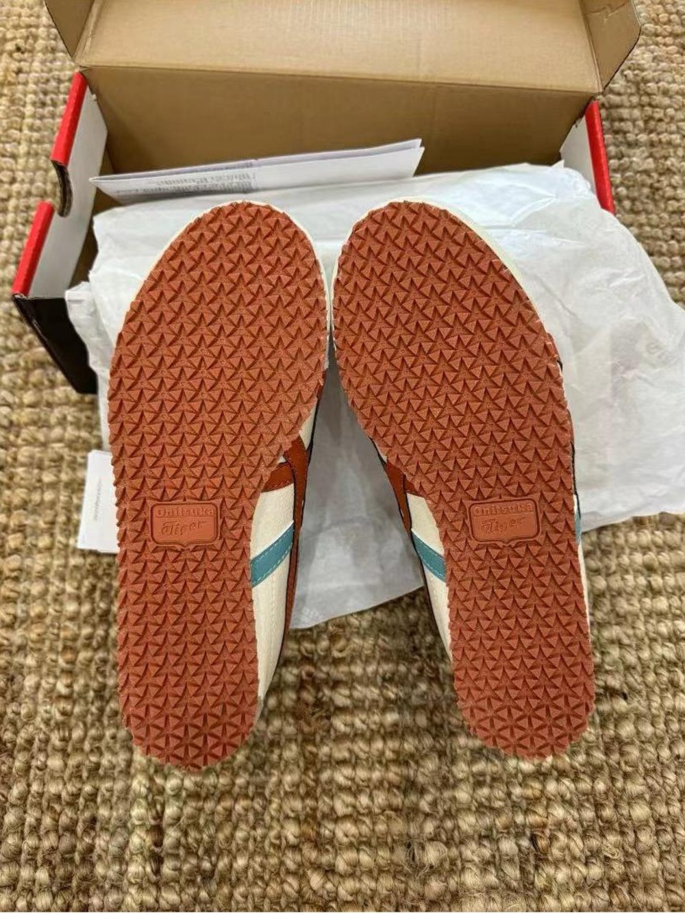 Classic Women's White Sneakers with Rust and Teal Details - Picture 4 of 6